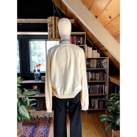 90s Cardigan Yellow - Picture 4 of 4